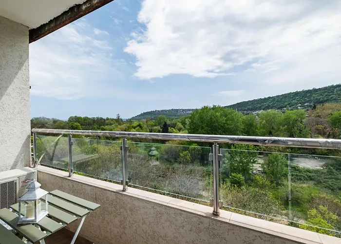 Luxury With Sea View,free Parking! Appartamento