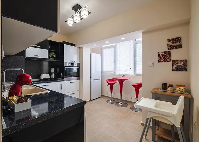 아파트 Luxury With Sea View,free Parking!